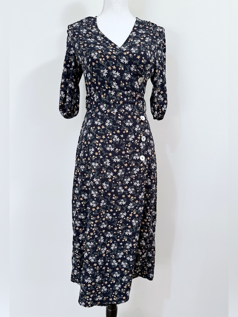 Crescent Floral Wrap Maxi Dress Blue Size Small